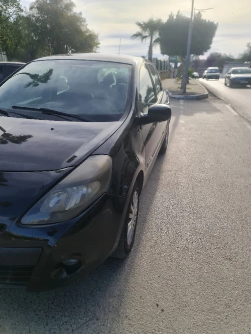 Renault Clio 3 2011 Exception