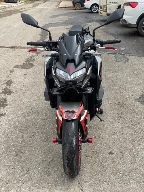 Kawazaki Z900 2023