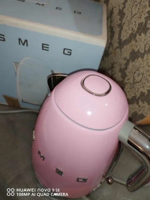 Bouilloire smeg rose
