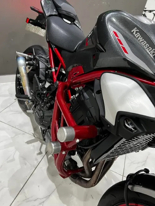 Kawasaki Z900 2025