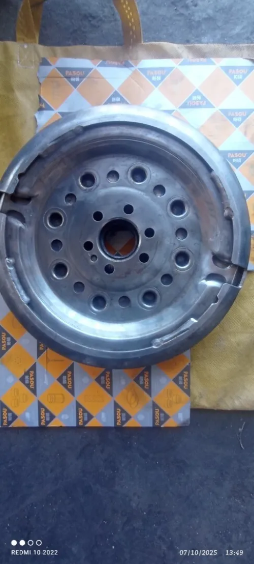 Volant moteur débrayable