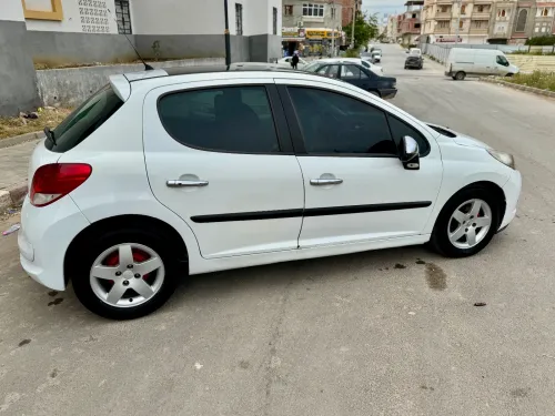 Peugeot 207 2011 Active