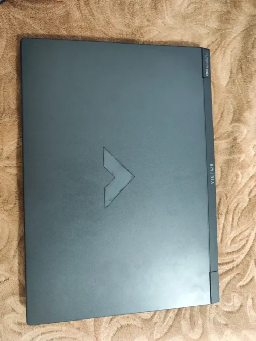 Laptop HP victus ryzen5 GTX 1650 en excellente état habt mn Europa prix imbattables
