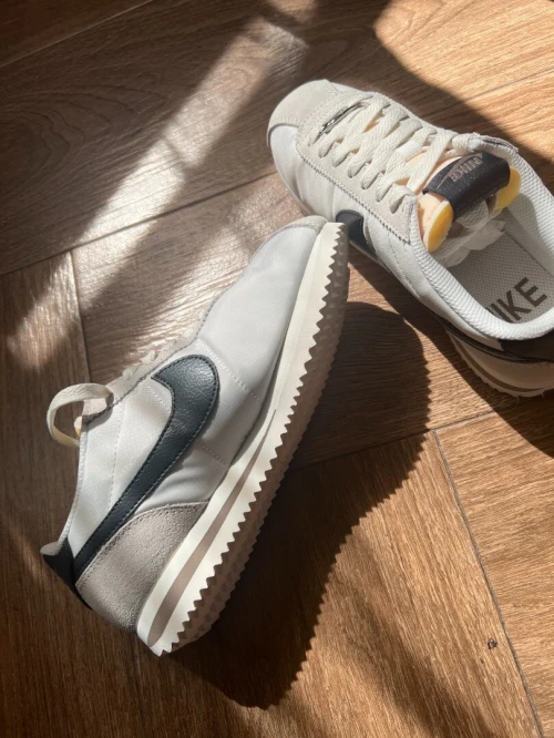 Nike originales pointure 36
