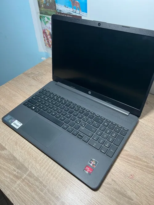 PC Hp AMD Ryzen 7 4700U 8 GB 256GB