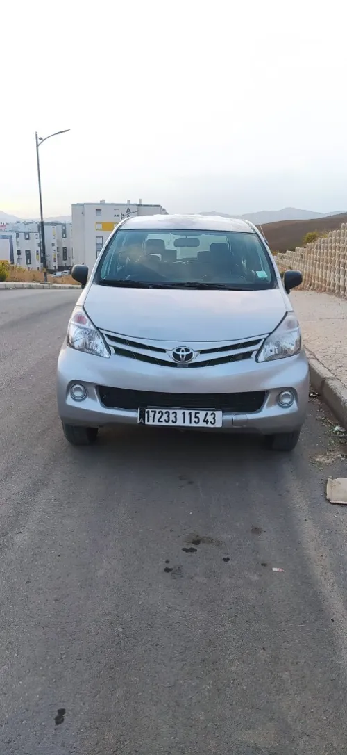 Toyota Avenza 2015 Avenza
