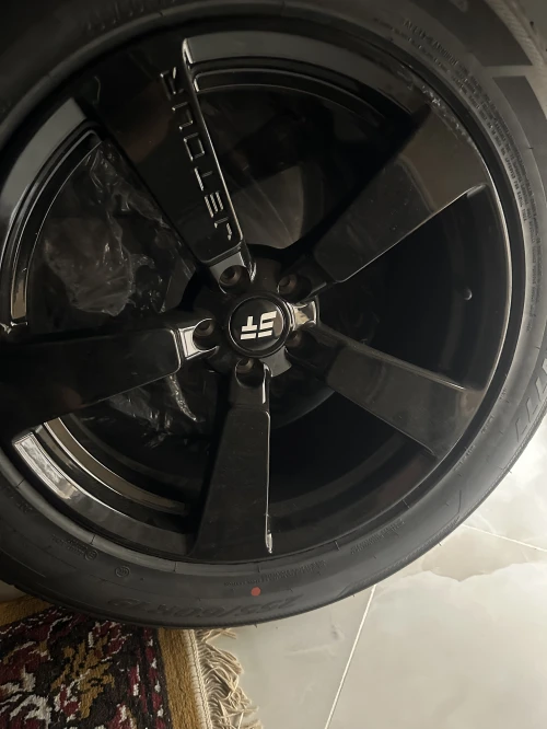 Roues (pneus et jante) defender pour jetour t2