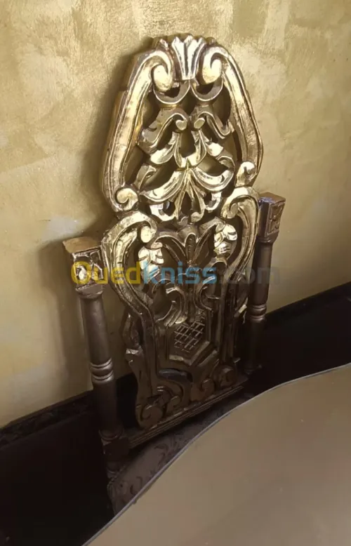 Salon Egyptian