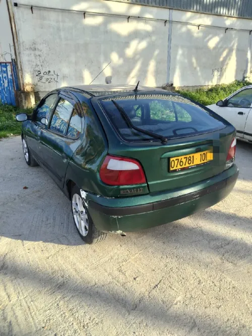 Megane Megan 1 2001 Megan hatchback 5