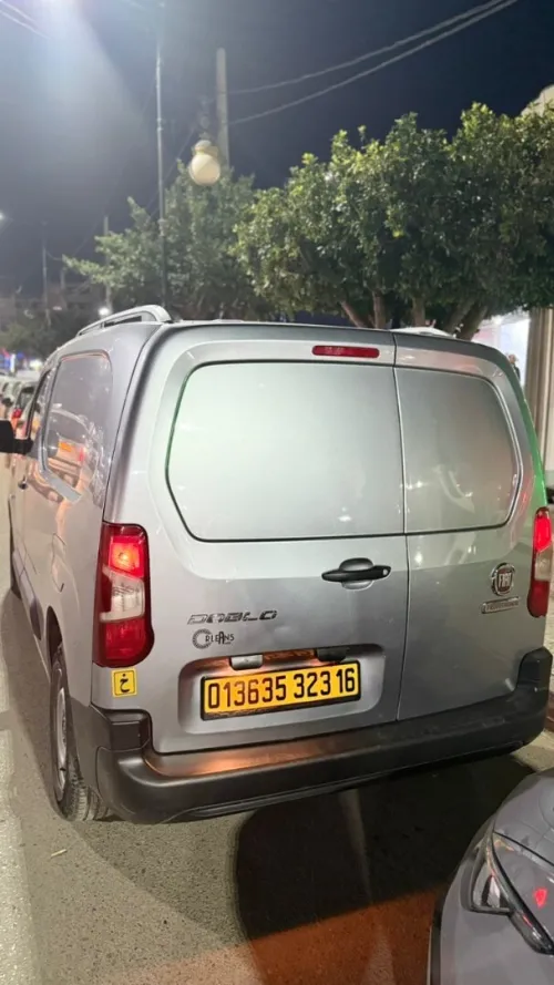 Fiat Doblo 2023 Doblo italienne 3places