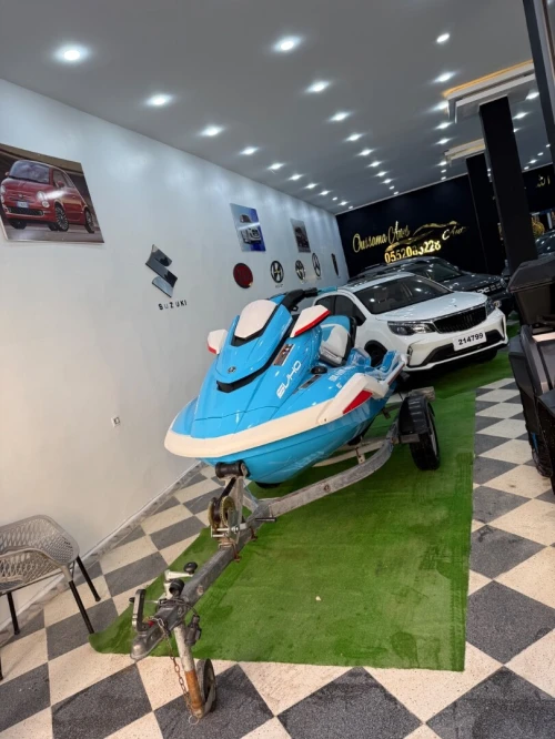 Jet ski