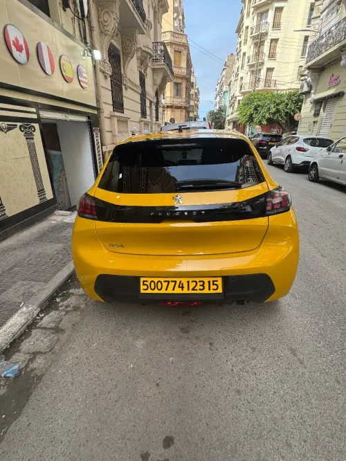 Peugeot 208 2023 E-Style
