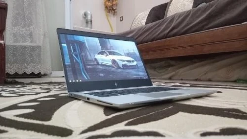 Laptop HP EliteBook 830 G5 / i5 7300u / RAM 8Go / SSD 256Go / Intel HD 620