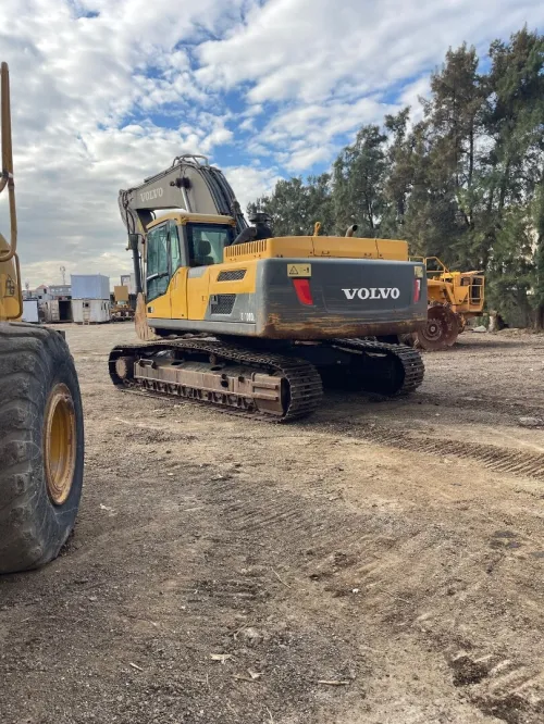 Volvo EC300DL 2015