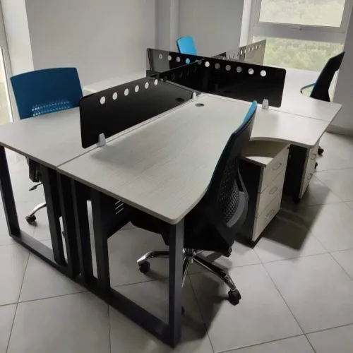 TABLE DE REUNION ET STATION DE TRAVAILLE