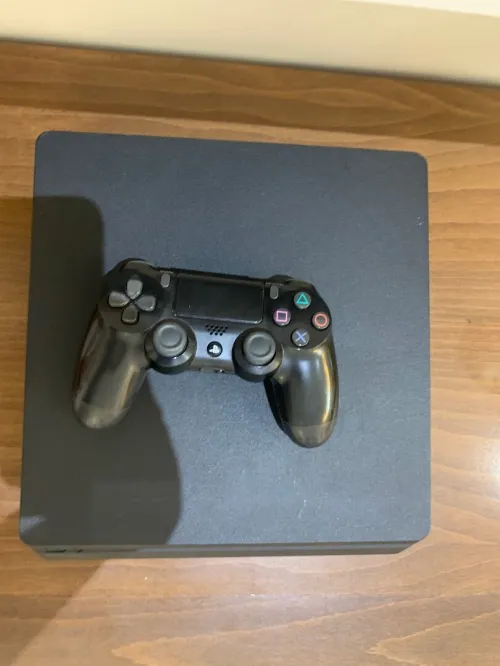 PS4 slim 500go