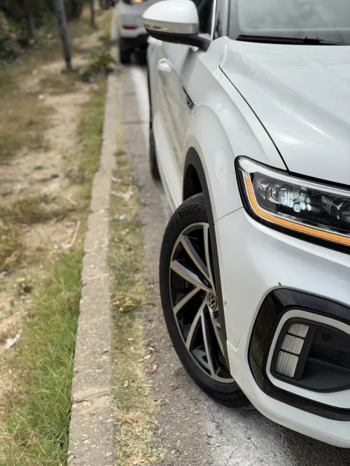 Volkswagen T-Roc 2025 R- Line Edition 