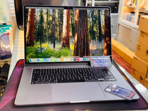 MacBook Air M3 2024 16/512 gb