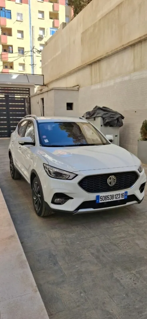 MG ZS 2023 Luxury