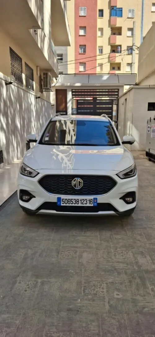 MG ZS 2023 Luxury