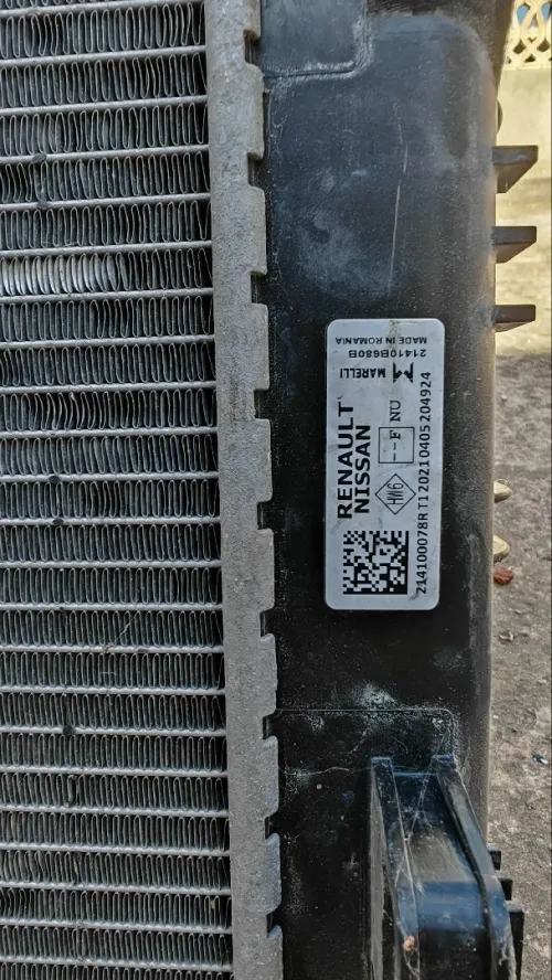 Radiateur refroidissement duster