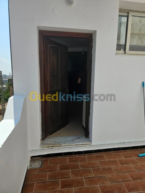 Location Appartement Studio Alger Bouzareah