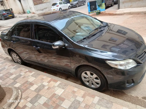 Toyota Corolla 2013 Executive 
