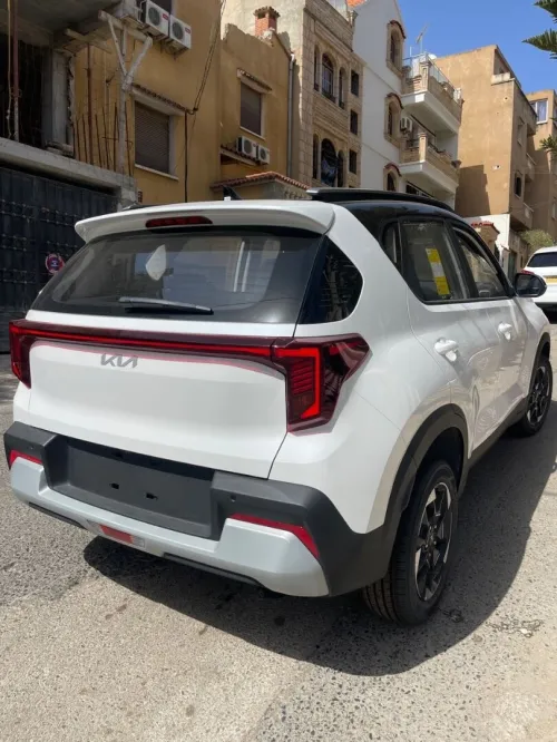 Kia Sonet  2025 Luxury