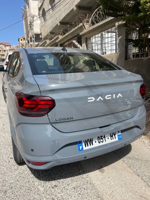 Dacia Logan 2025 la toute option