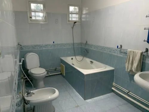 Location Appartement Niveau de villa F3 Alger Hydra