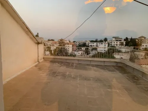 Location Appartement Niveau de villa F3 Alger Hydra