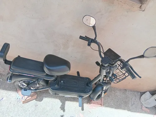Scooter électrique Scozer 2025
