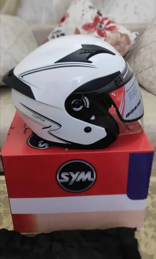 Casque sym DFG 2025
