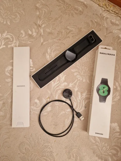 SAMSUNG WATCH 4 40MM