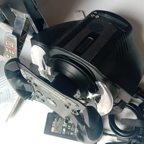 Simulateur Thrustmaster T500