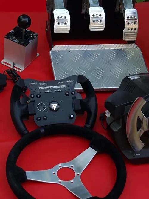 simulateur thrustmaster