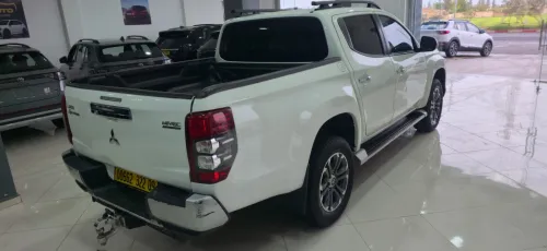 Mitsubishi L200 2022 Doube cabine Evolution