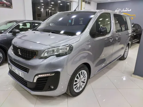 Peugeot Expert 2024 9 place