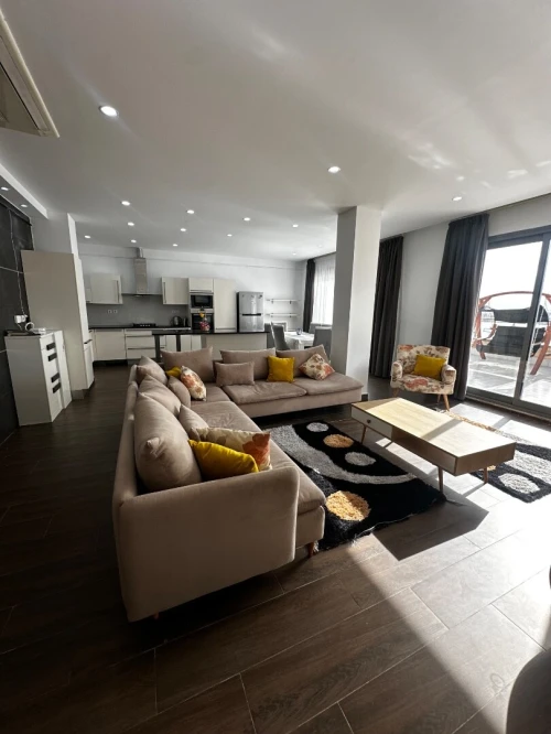 Location Appartement Penthouse F4 Alger Hydra