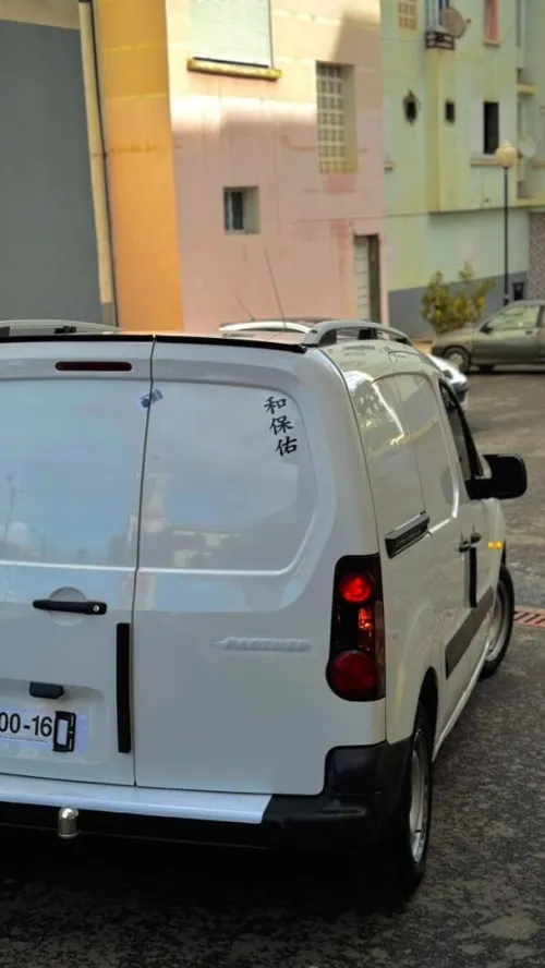 Peugeot Partner 2015 B9