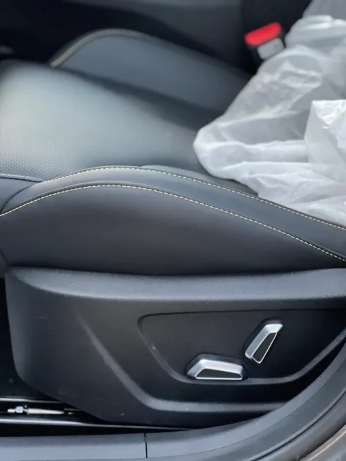 Geely Coolray 2026 