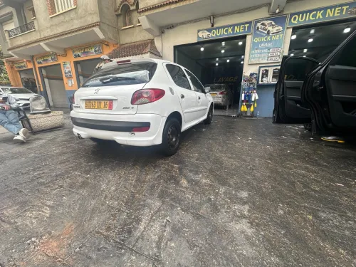 Peugeot 206 Plus 2011 206 plus