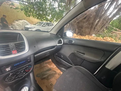 Peugeot 206 Plus 2011 206 plus