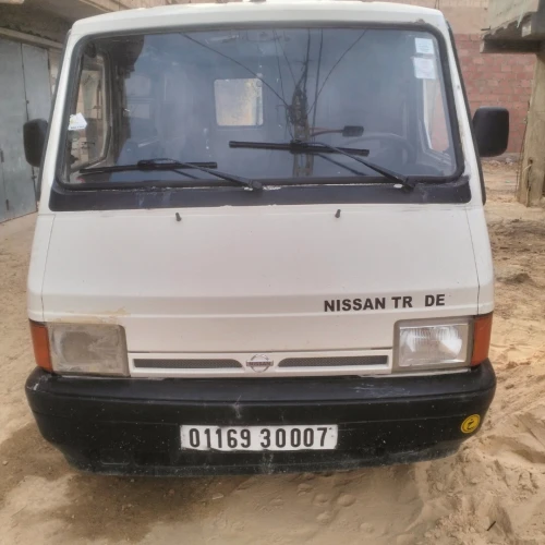 Nissane 2000 