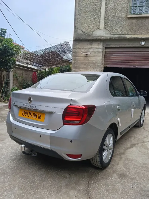 Renault Symbol 2018 MILADI (Extrême)