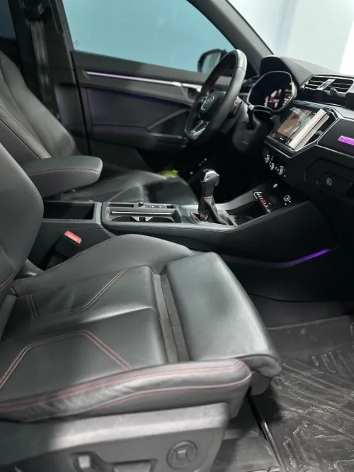 Audi Q3 2024 édition black