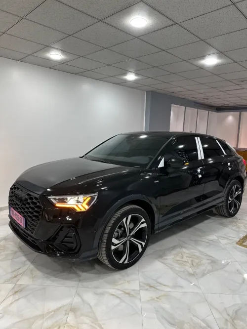 Audi Q3 2024 édition black