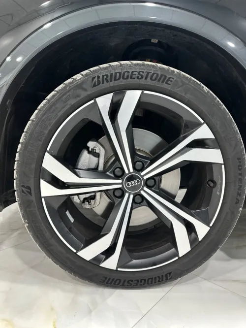 Audi Q3 2024 édition black