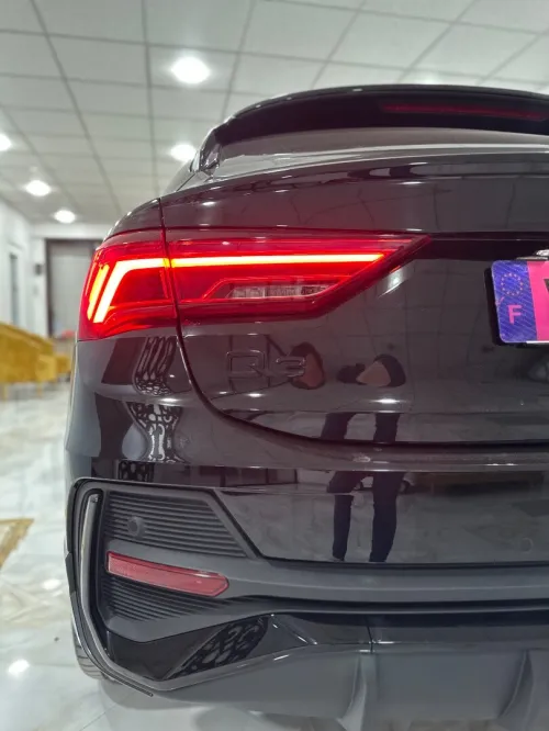 Audi Q3 2024 édition black