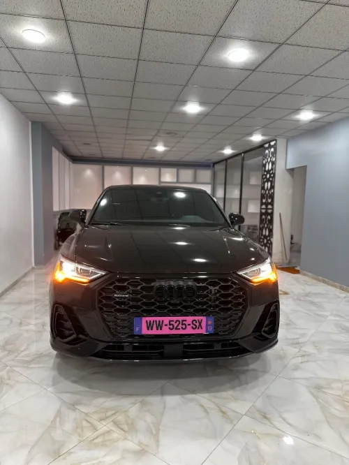 Audi Q3 2024 édition black